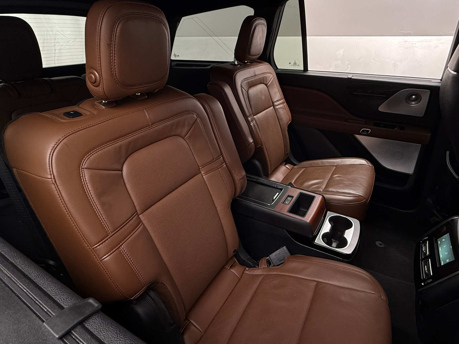 Thumbnail: 2020 Lincoln Aviator - 5