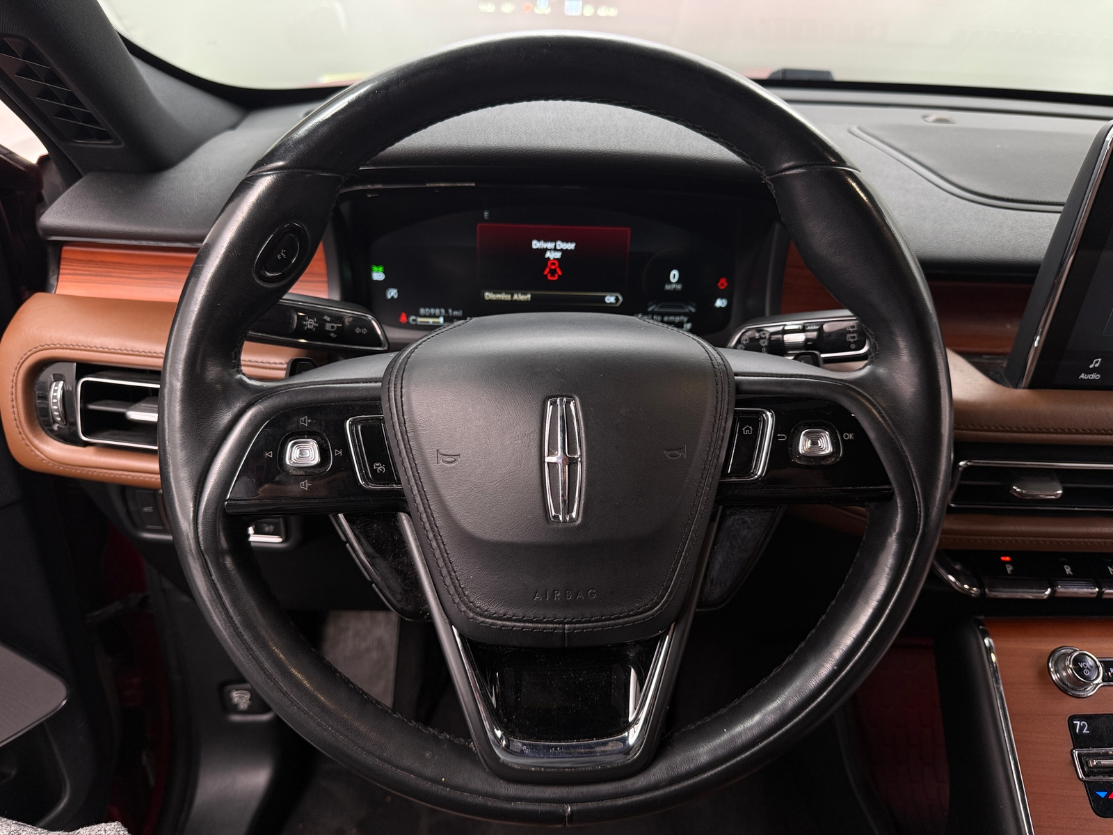 Thumbnail: 2020 Lincoln Aviator - 4