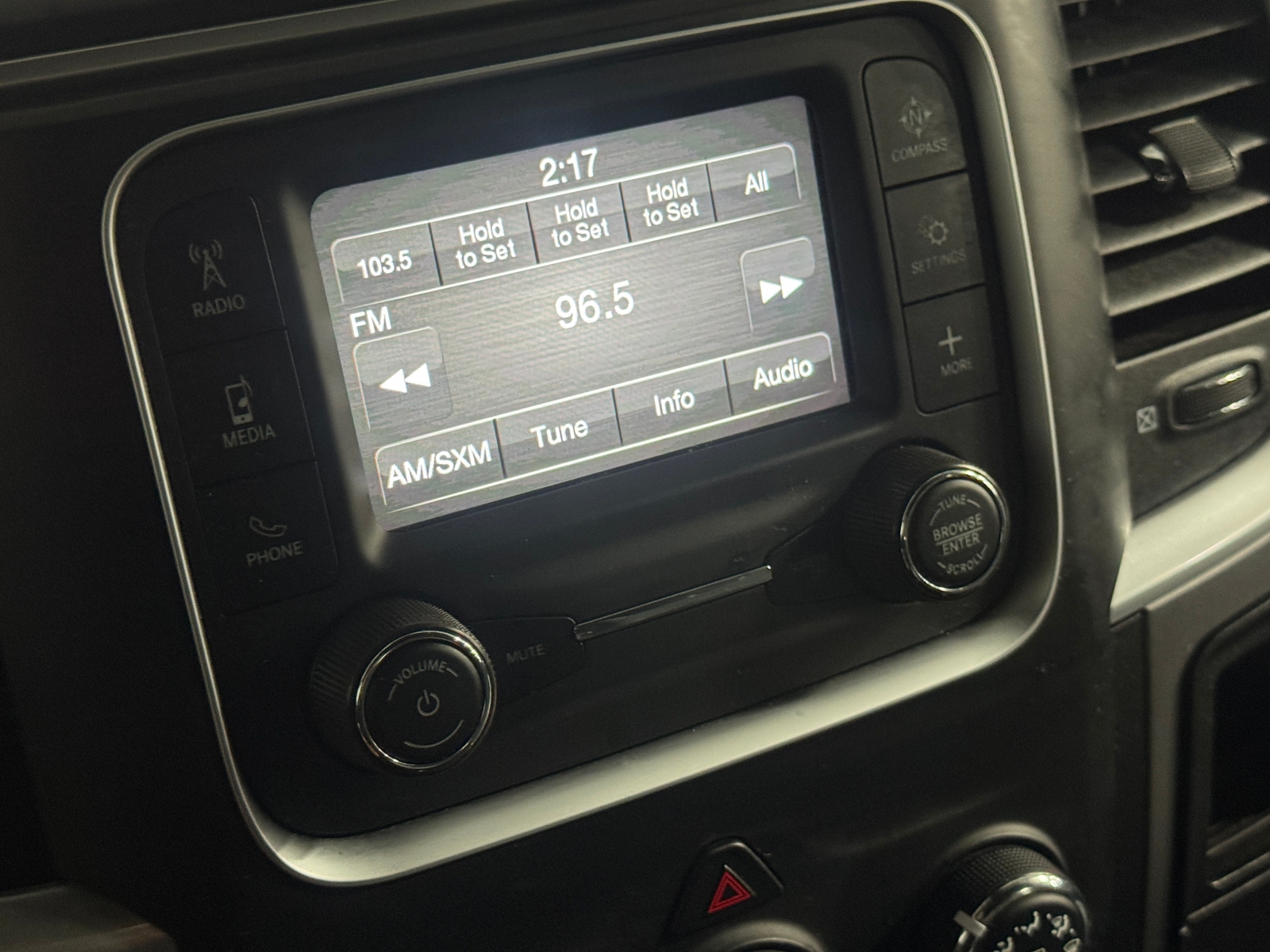 Thumbnail: 2024 RAM 1500 Classic - 4