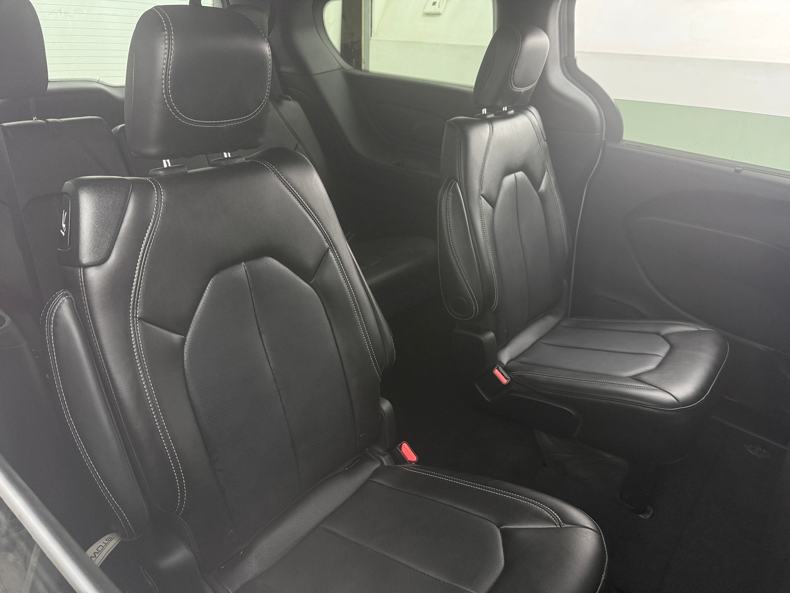 Thumbnail: 2025 Chrysler Pacifica - 5