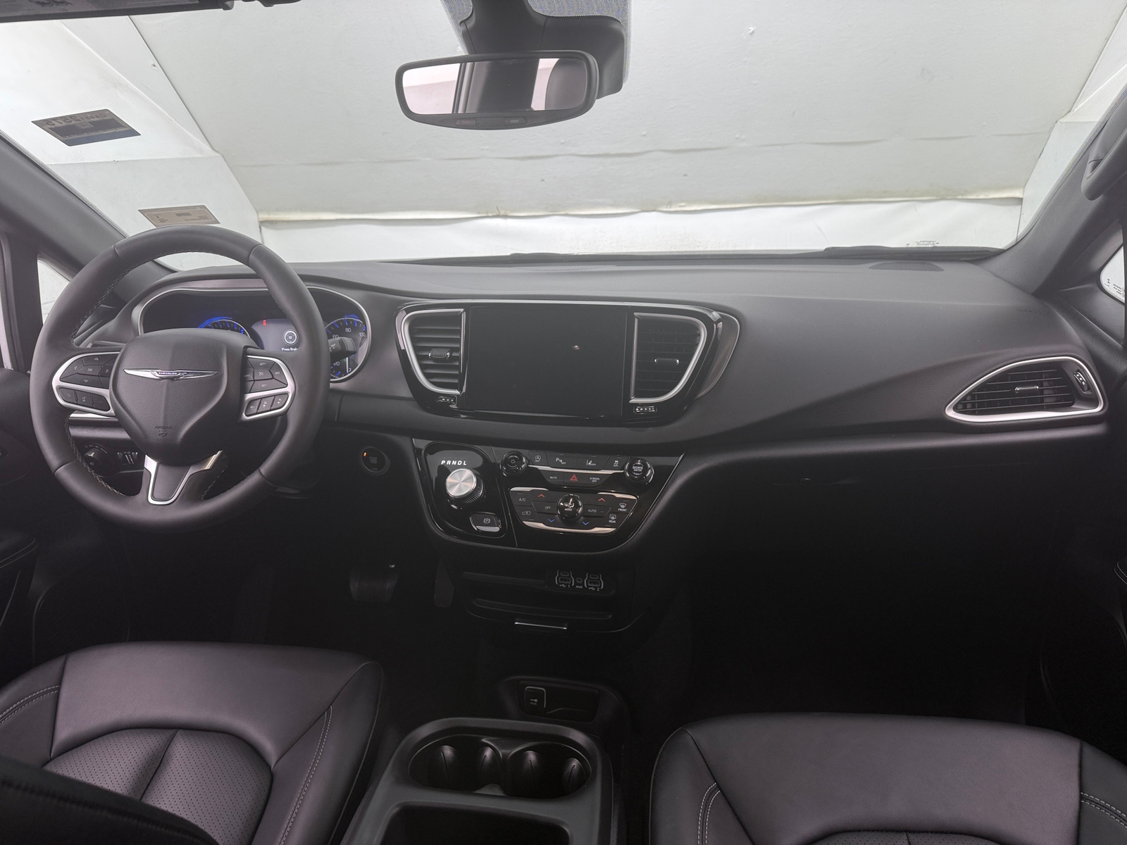 Thumbnail: 2025 Chrysler Pacifica - 2