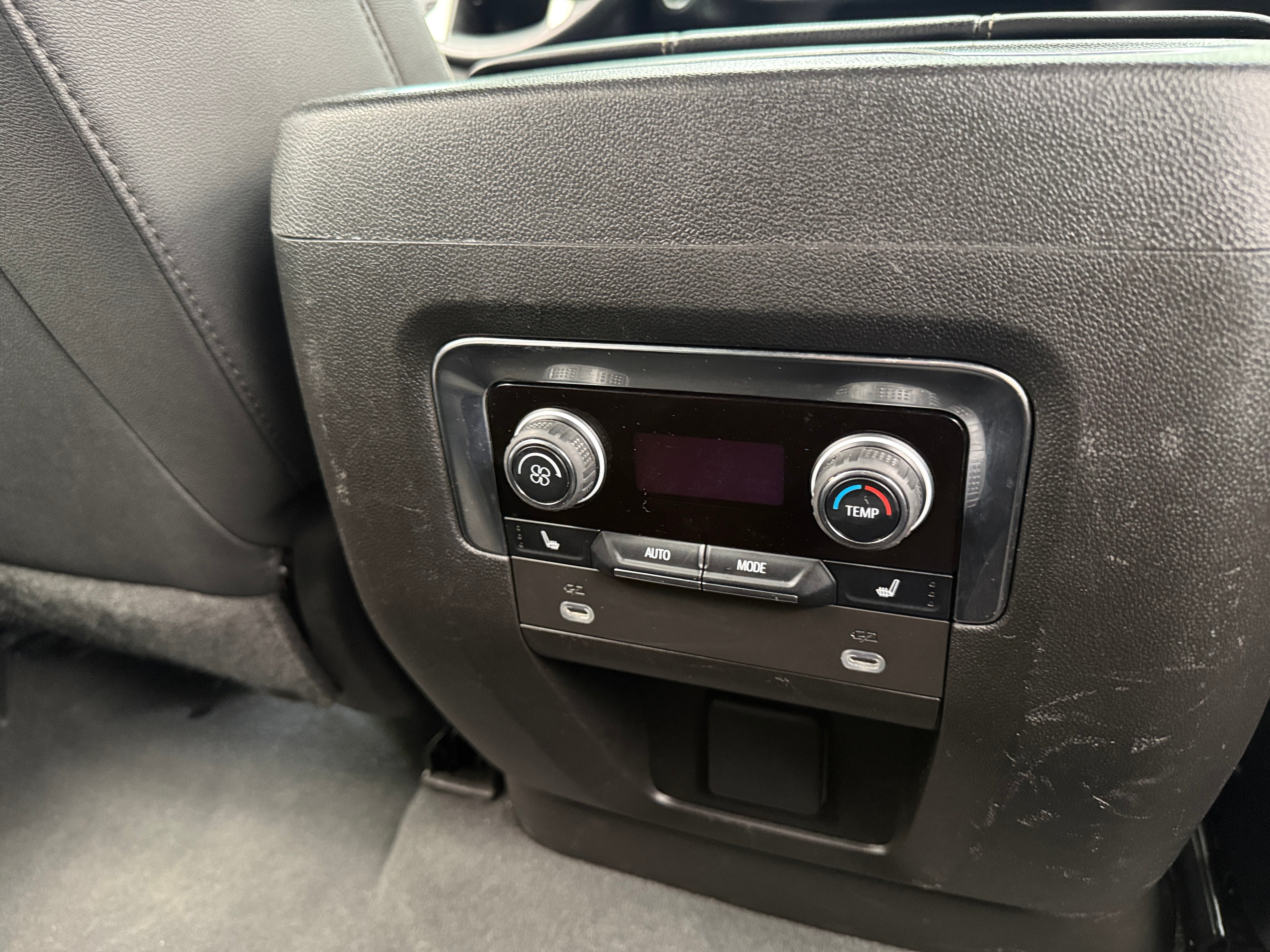 2023 Chevrolet Suburban