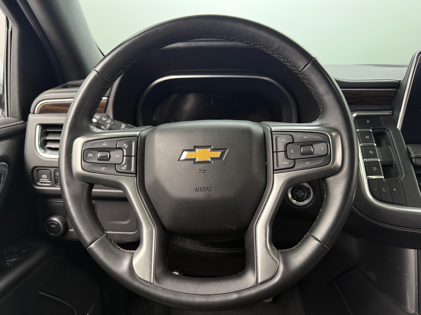 Thumbnail: 2023 Chevrolet Suburban - 4