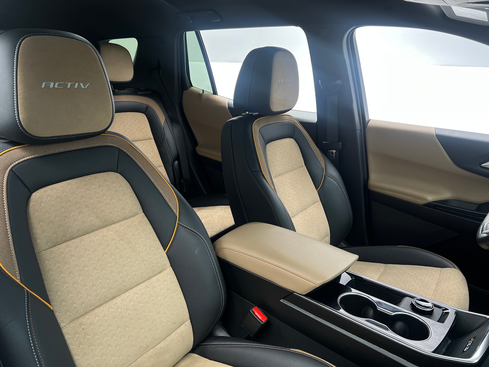 Thumbnail: 2025 Chevrolet Equinox - 2