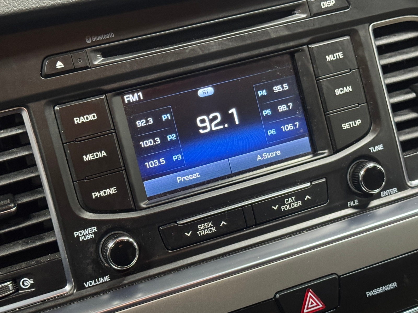 Thumbnail: 2015 Hyundai Sonata - 4