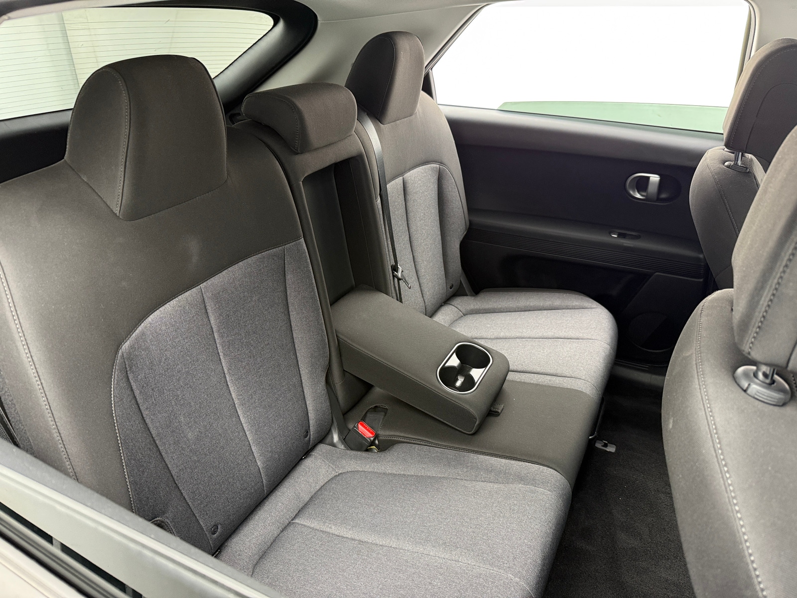 Thumbnail: 2022 Hyundai Ioniq 5 - 6