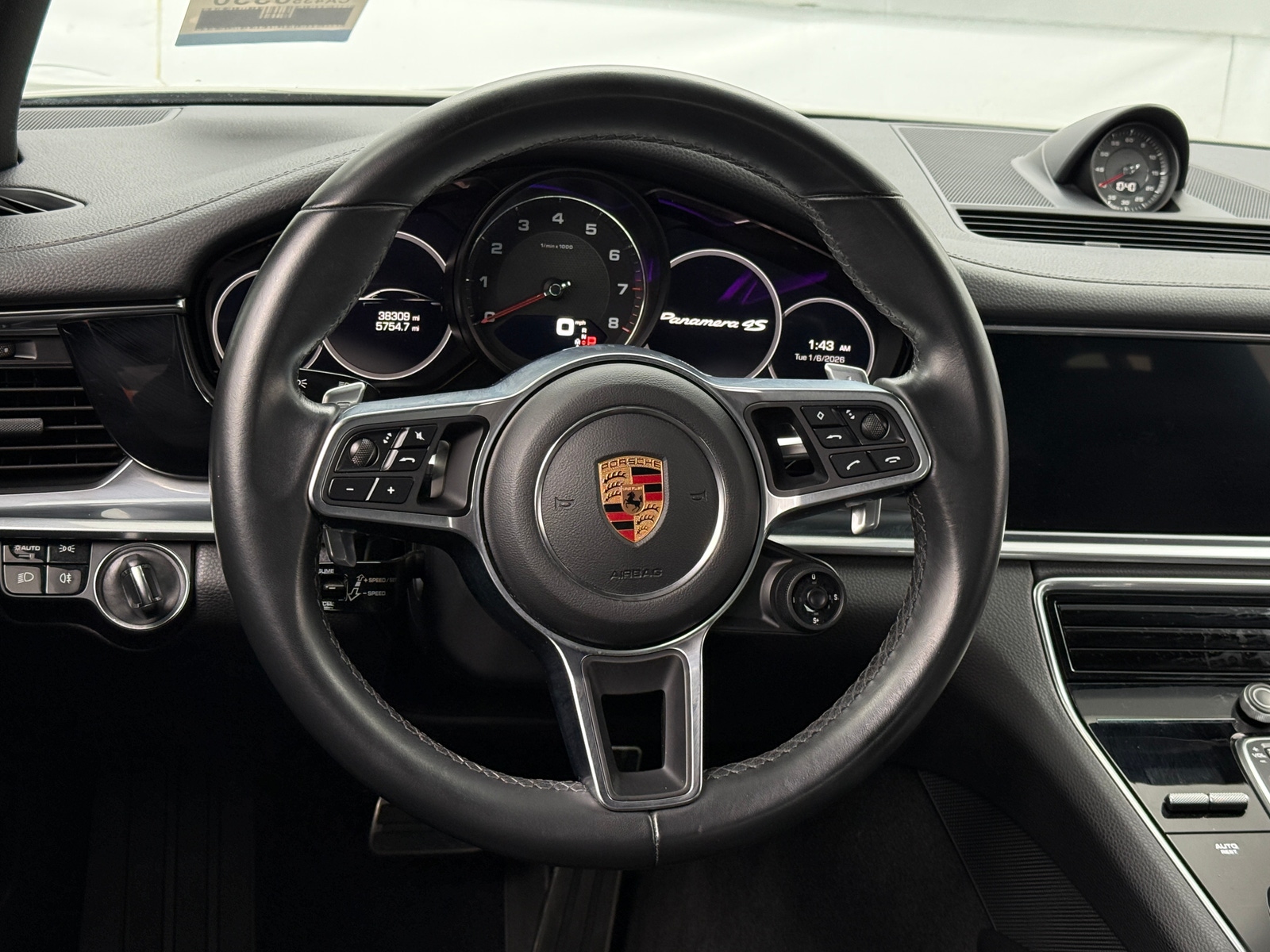 Thumbnail: 2018 Porsche Panamera - 4