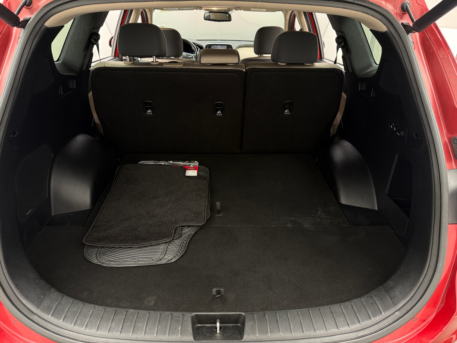 Thumbnail: 2019 Hyundai Santa Fe - 7