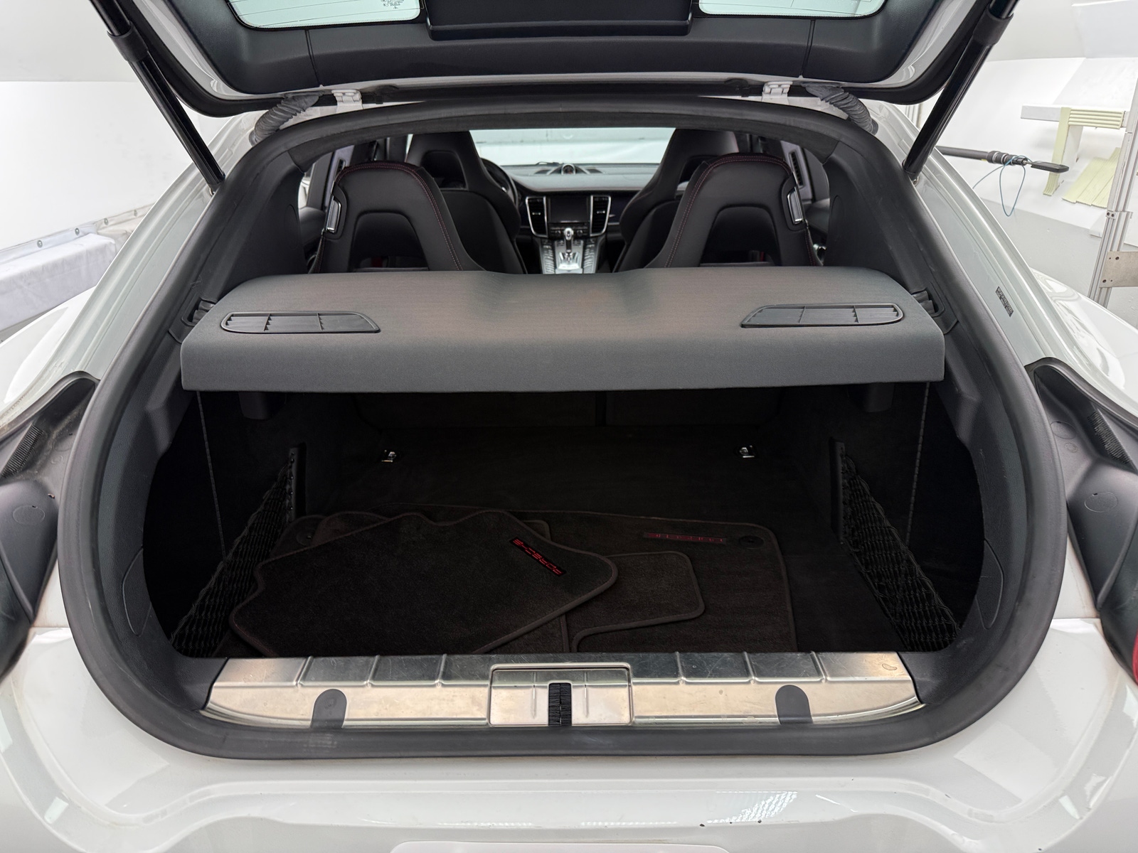 Thumbnail: 2013 Porsche Panamera - 5