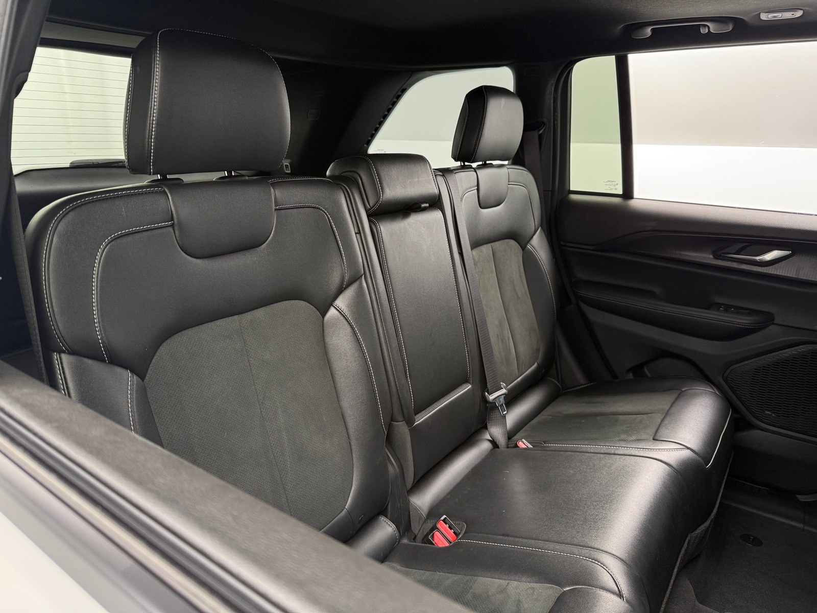 Thumbnail: 2025 Jeep Grand Cherokee - 5