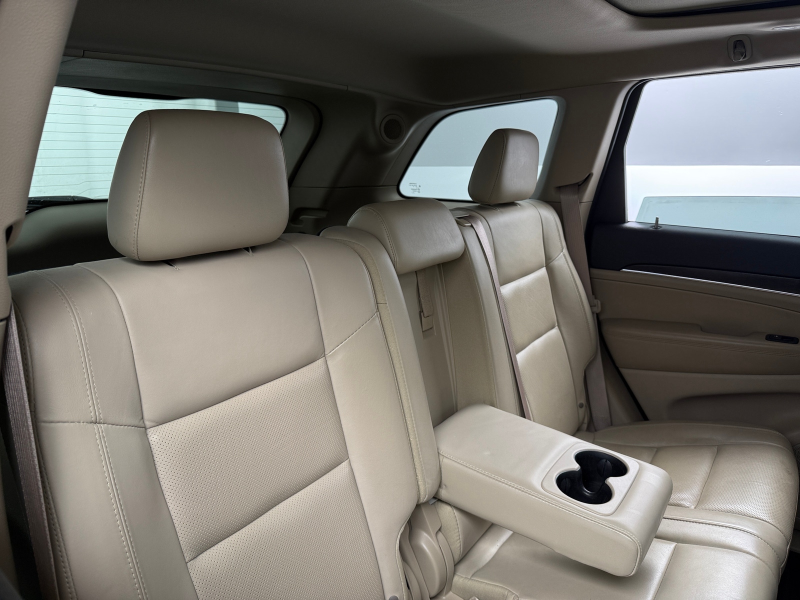 Thumbnail: 2017 Jeep Grand Cherokee - 5