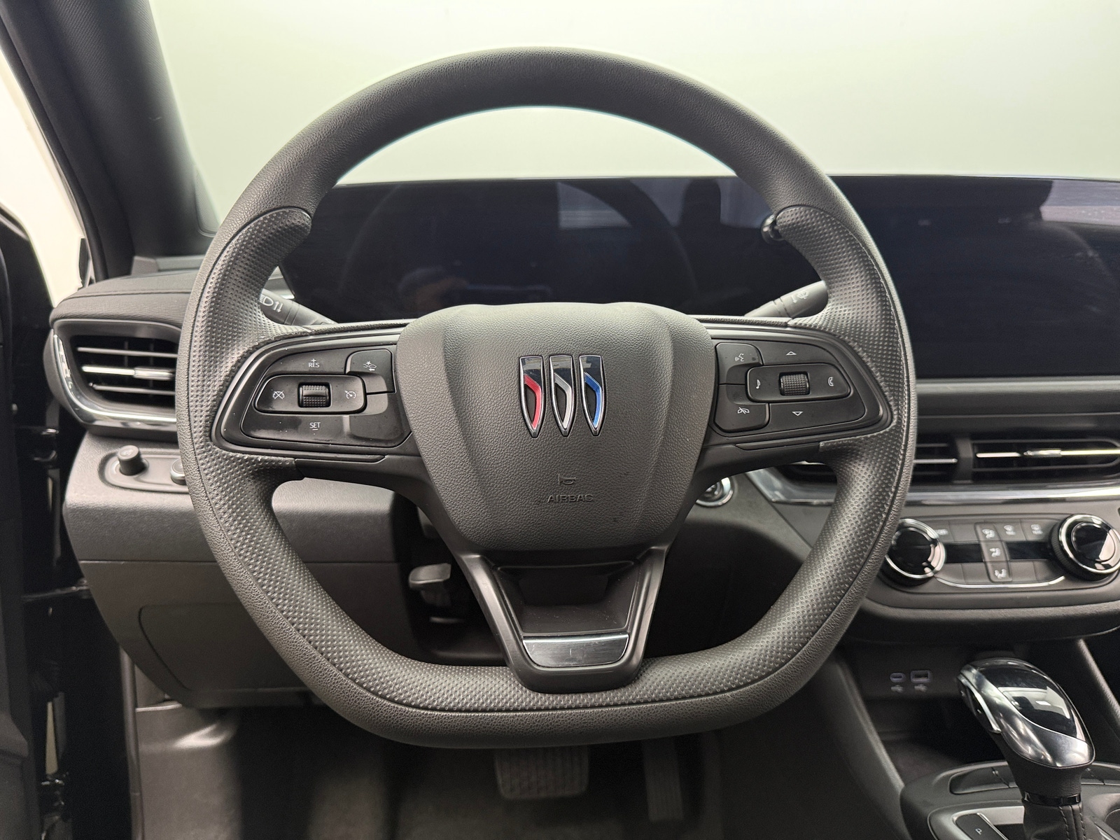 Thumbnail: 2025 Buick Envista - 4