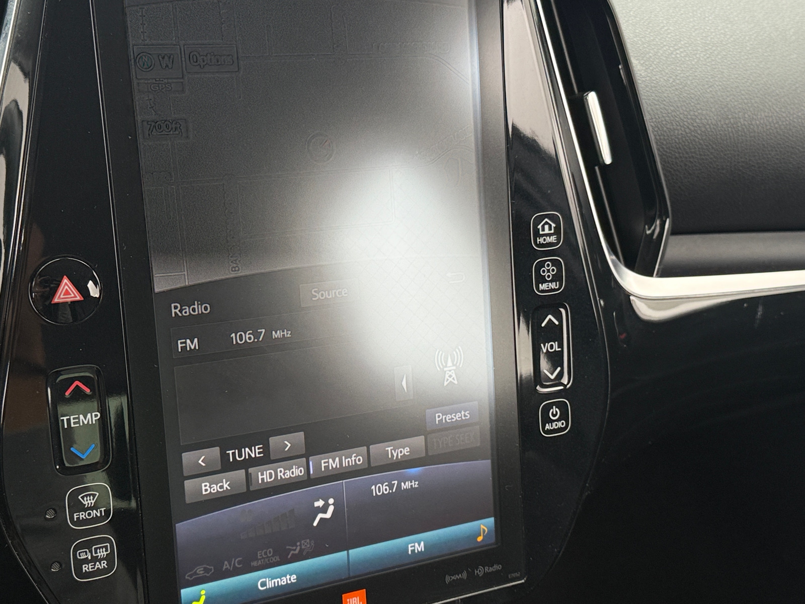 Thumbnail: 2018 Toyota Prius Prime - 3