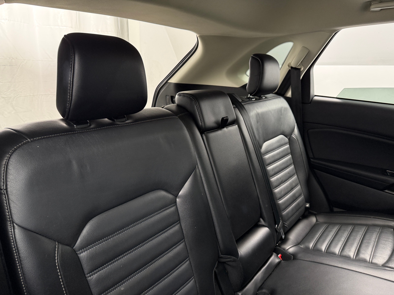 Thumbnail: 2018 Ford Edge - 5