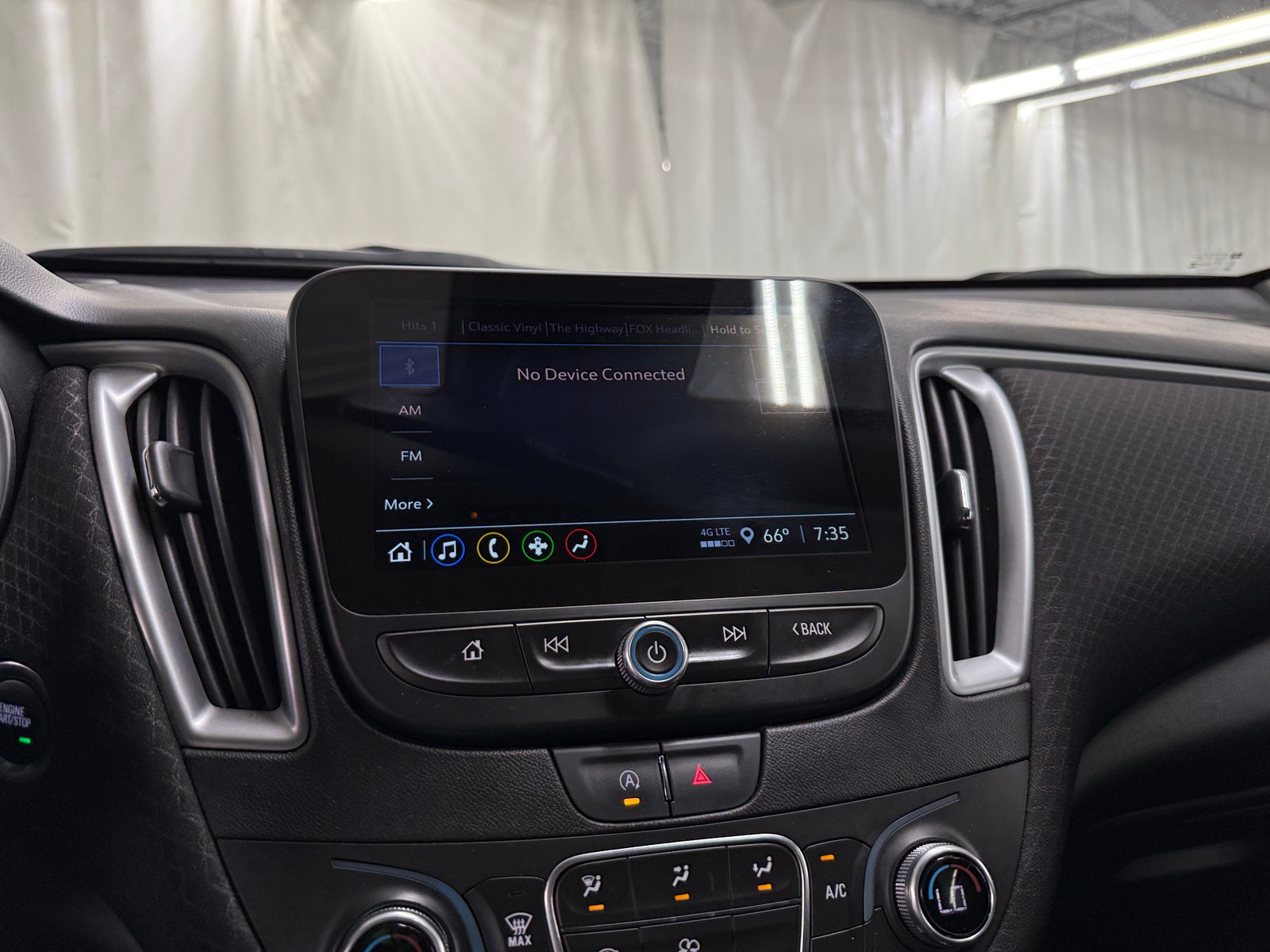 Thumbnail: 2024 Chevrolet Malibu - 4