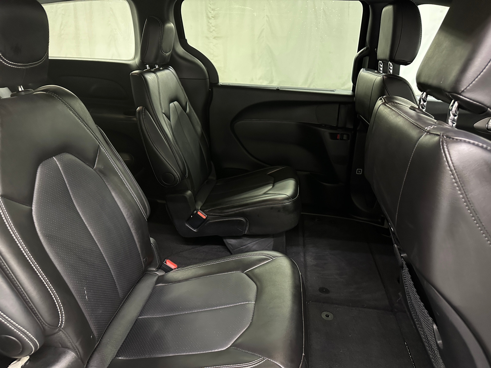 Thumbnail: 2025 Chrysler Pacifica - 5