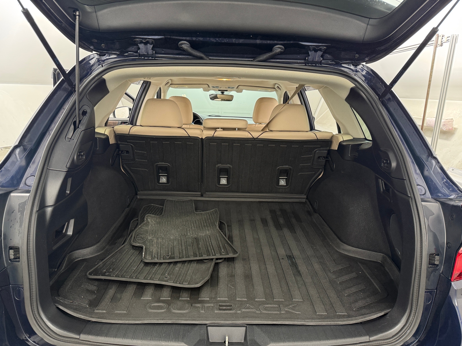 Thumbnail: 2018 Subaru Outback - 6