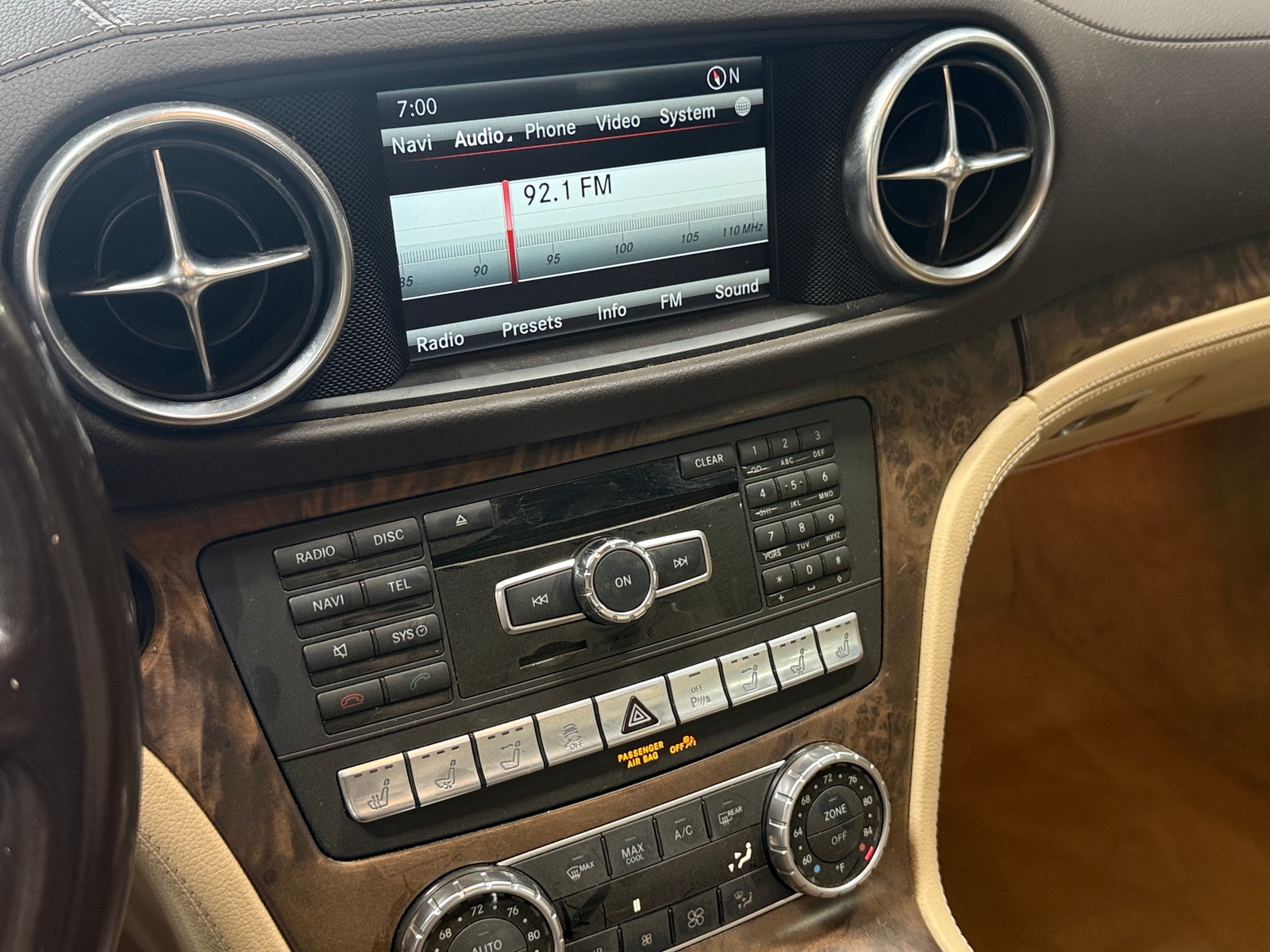 Thumbnail: 2016 Mercedes-Benz SL-Class - 3