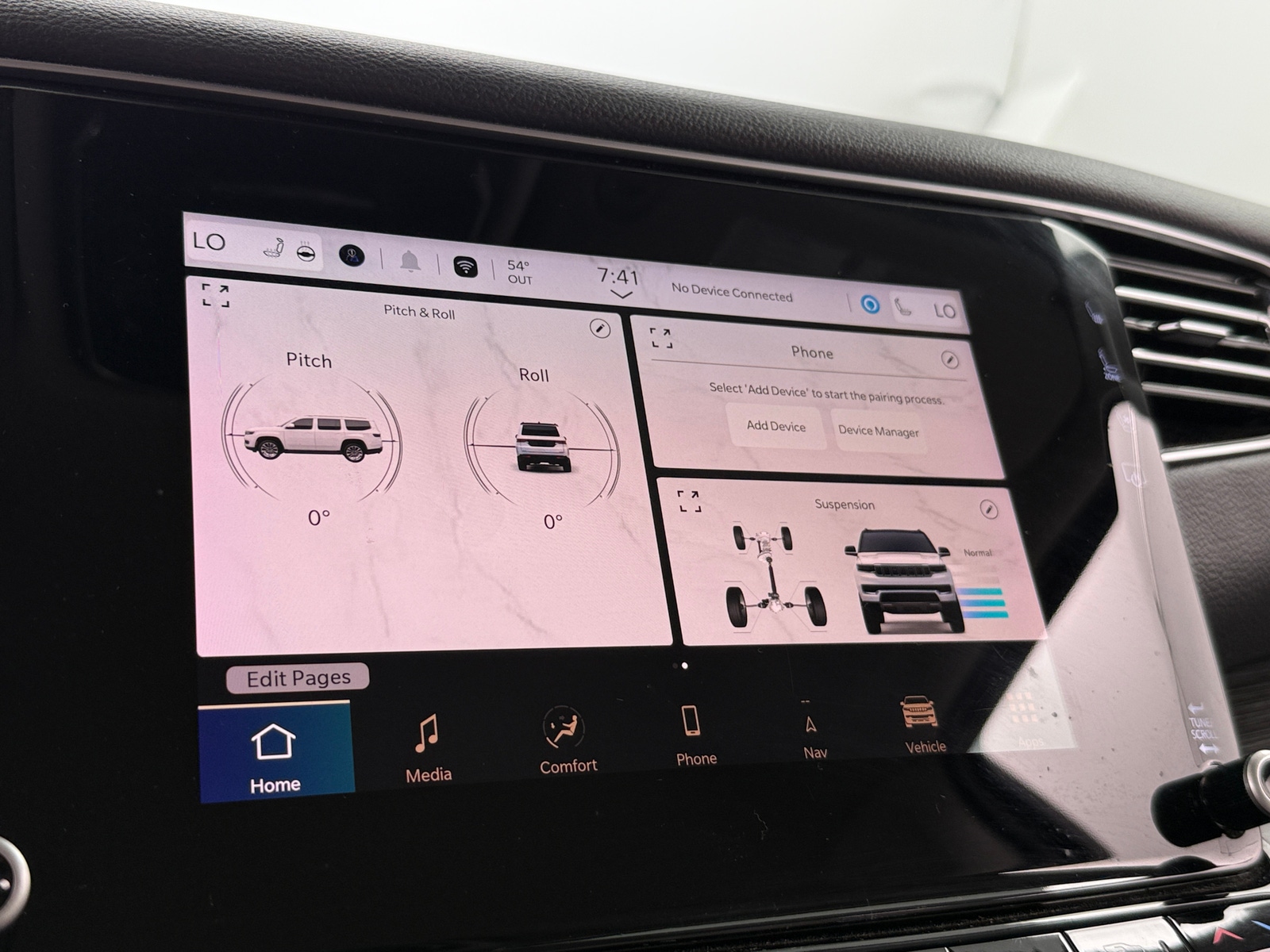 Thumbnail: 2024 Jeep Wagoneer - 3