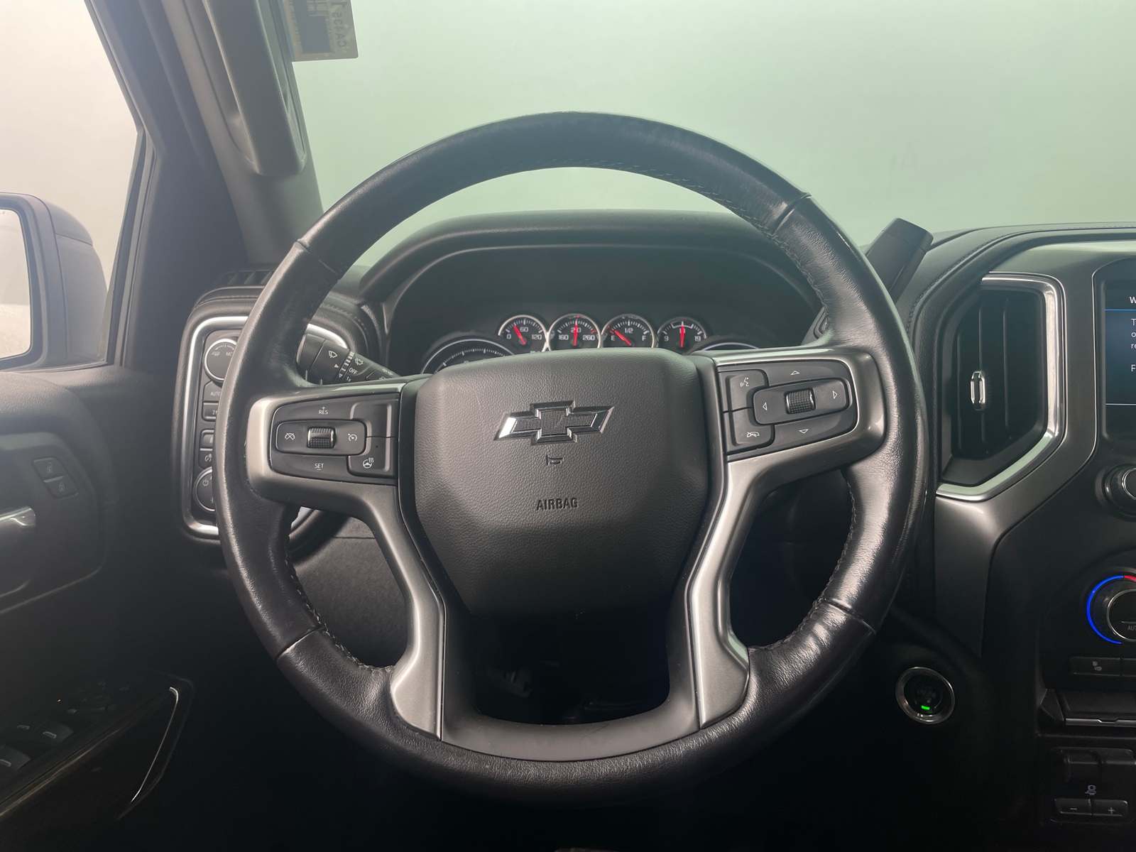 Thumbnail: 2020 Chevrolet Silverado 1500 - 5