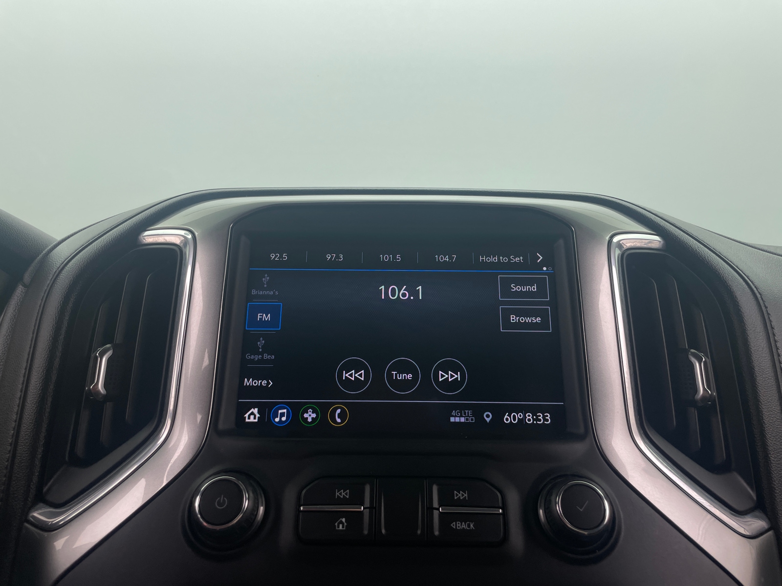 Thumbnail: 2020 Chevrolet Silverado 1500 - 4