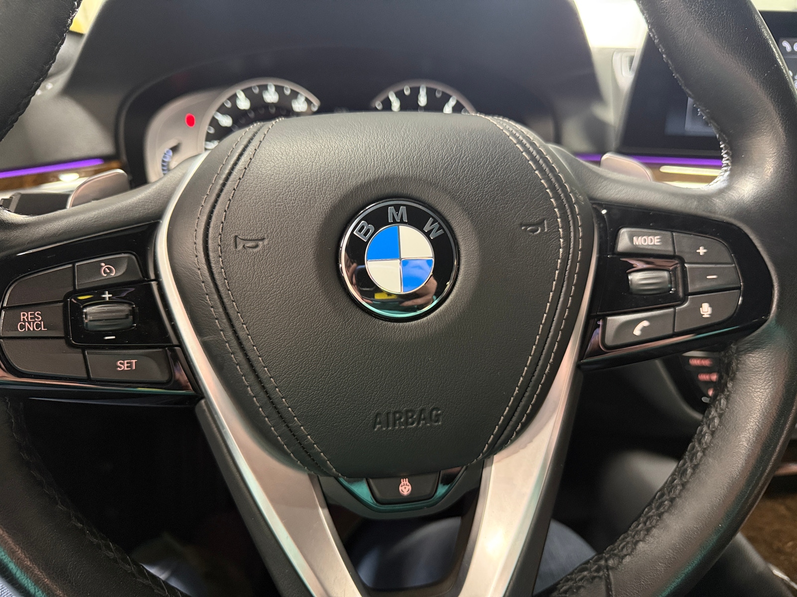 Thumbnail: 2018 BMW 5 Series - 4