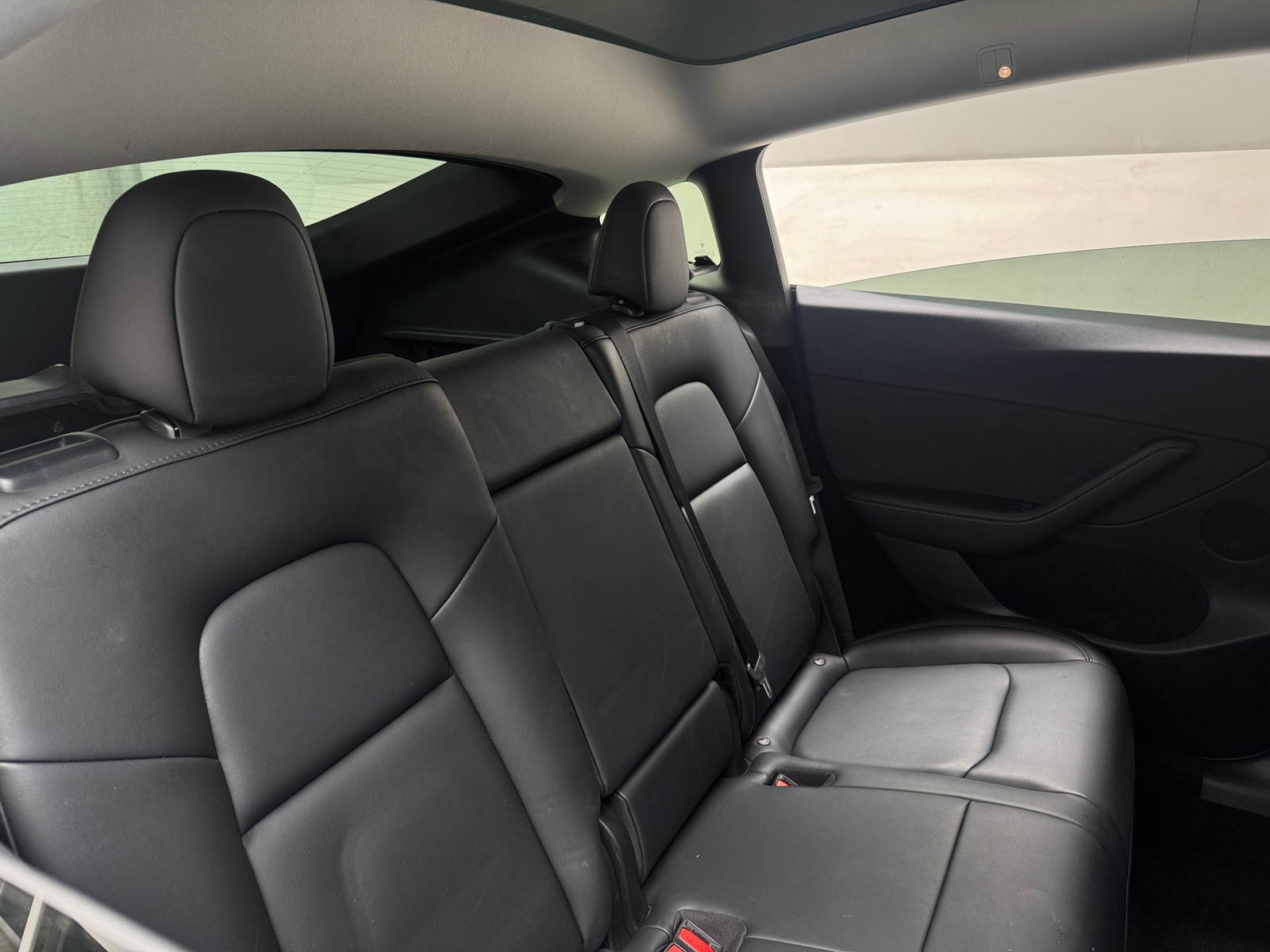 Thumbnail: 2023 Tesla Model Y - 4