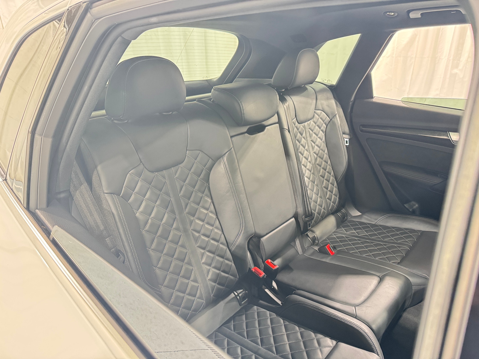 Thumbnail: 2018 Audi SQ5 - 5