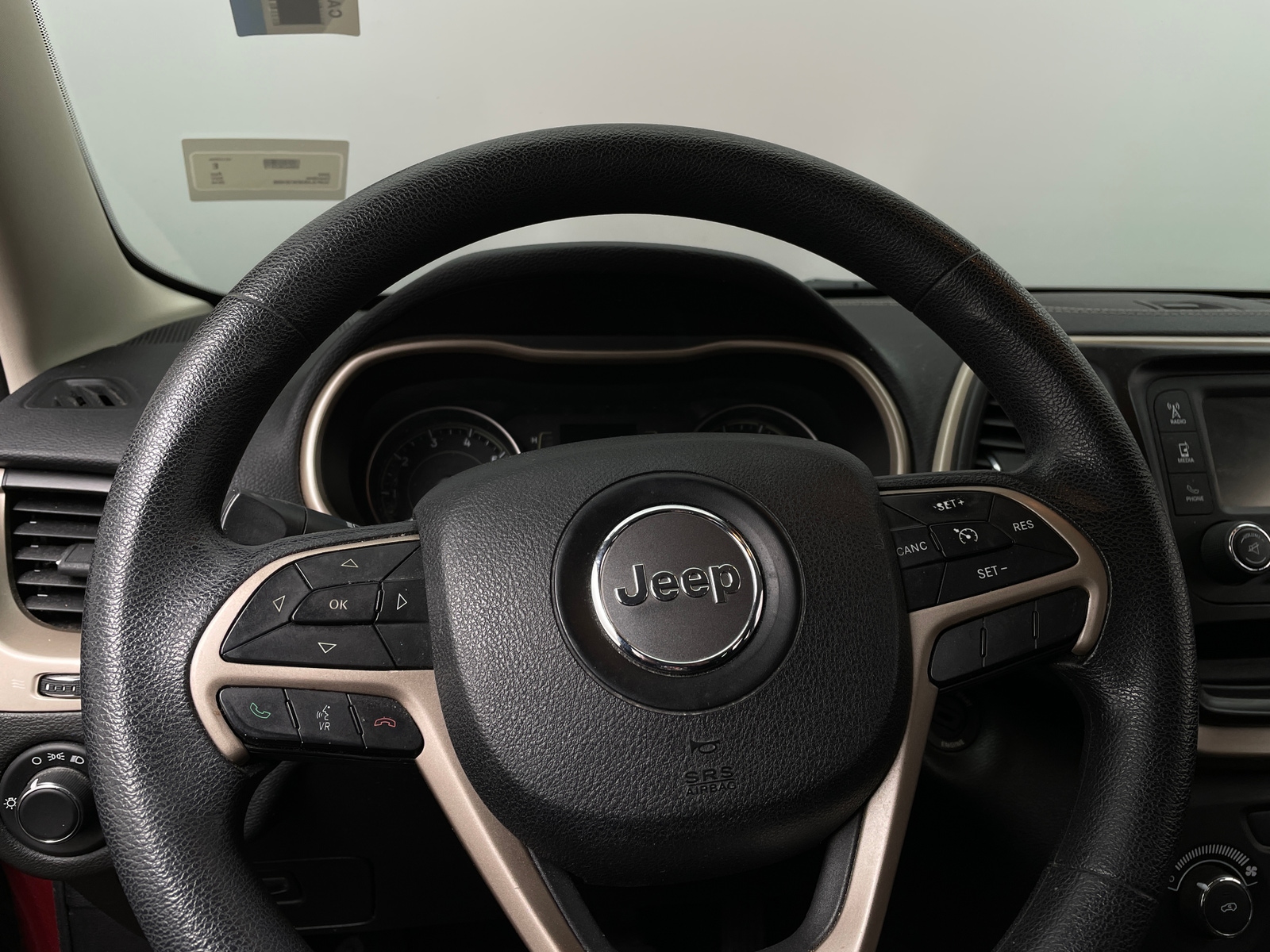 Thumbnail: 2014 Jeep Cherokee - 5