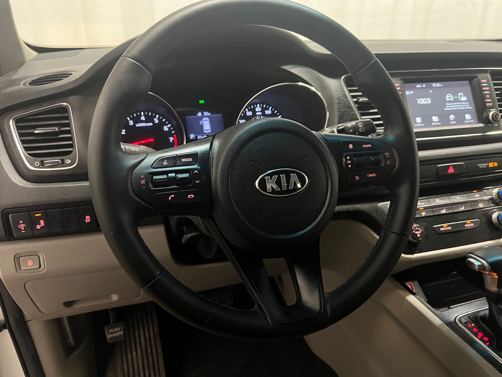 Thumbnail: 2019 Kia Sedona - 4