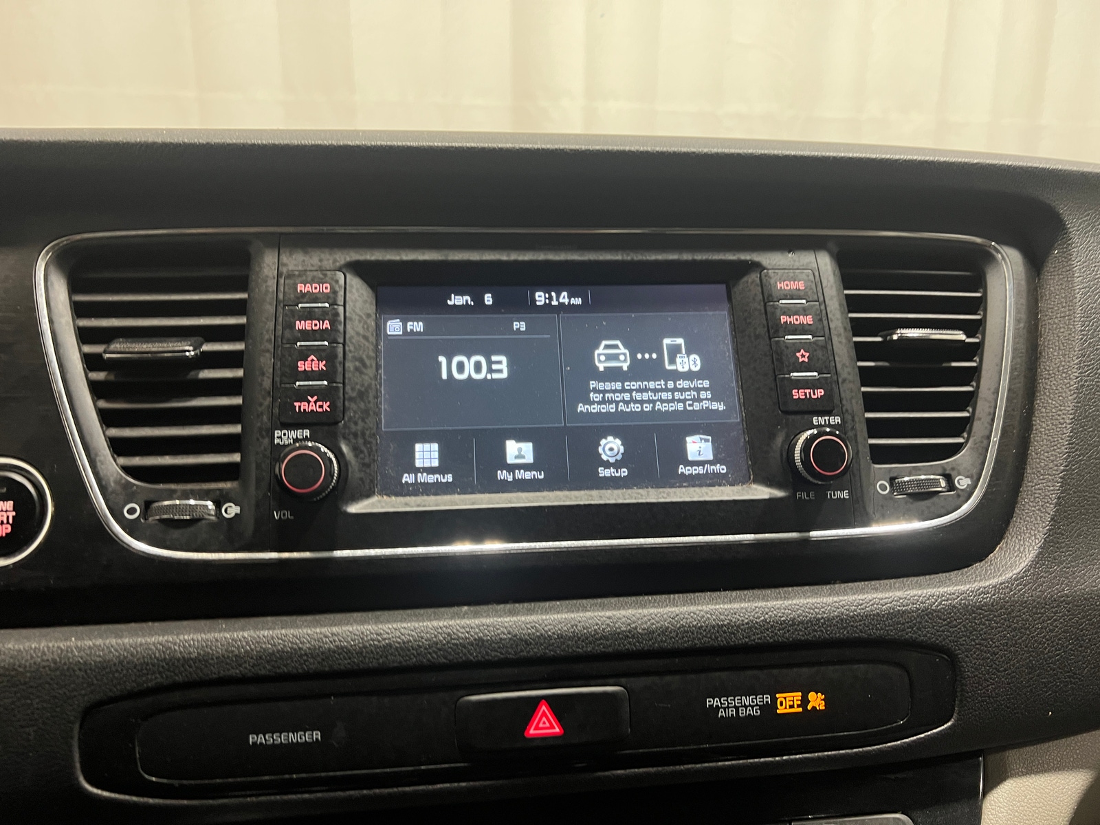 Thumbnail: 2019 Kia Sedona - 3