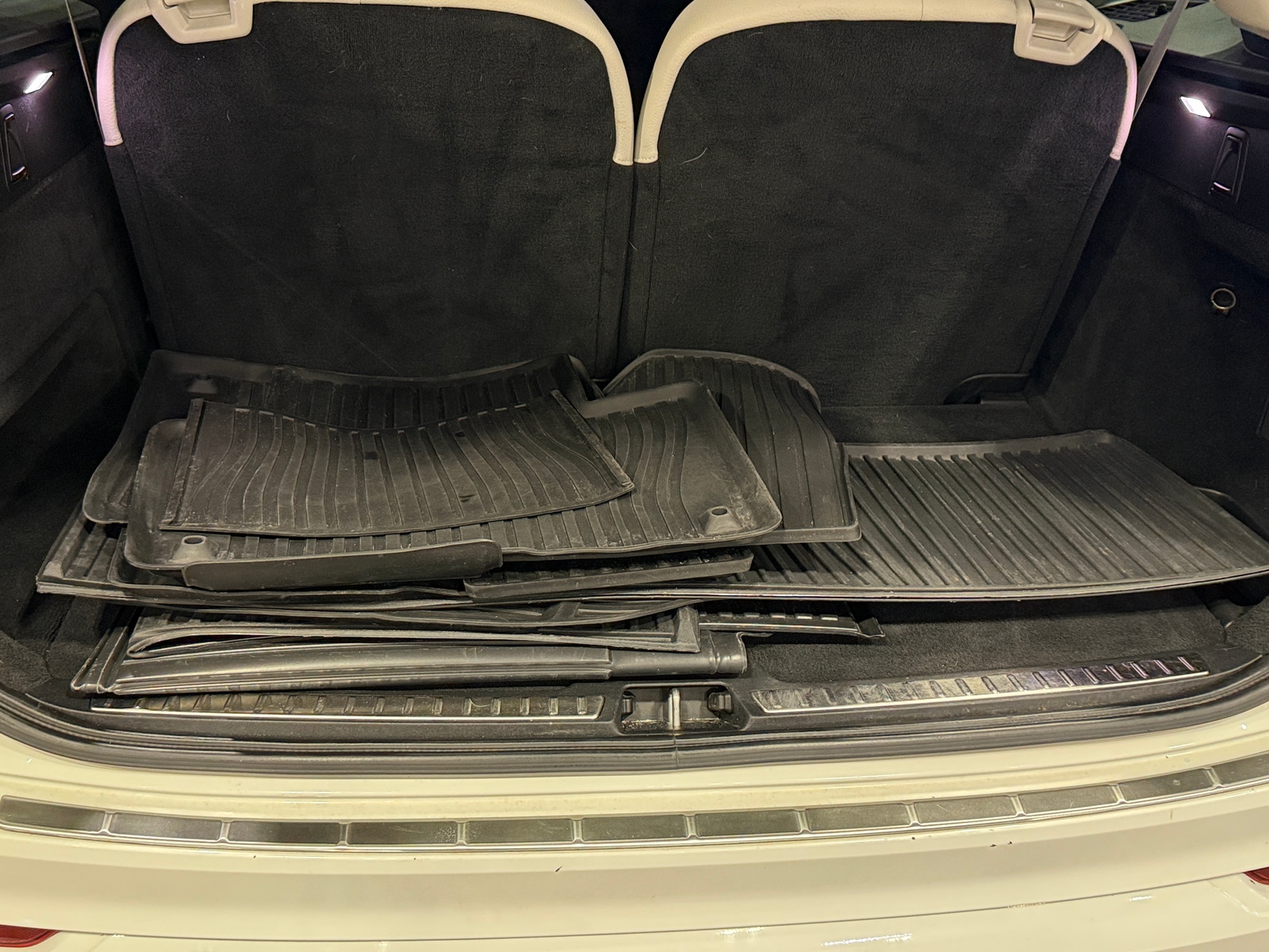 Thumbnail: 2021 Volvo XC90 - 6