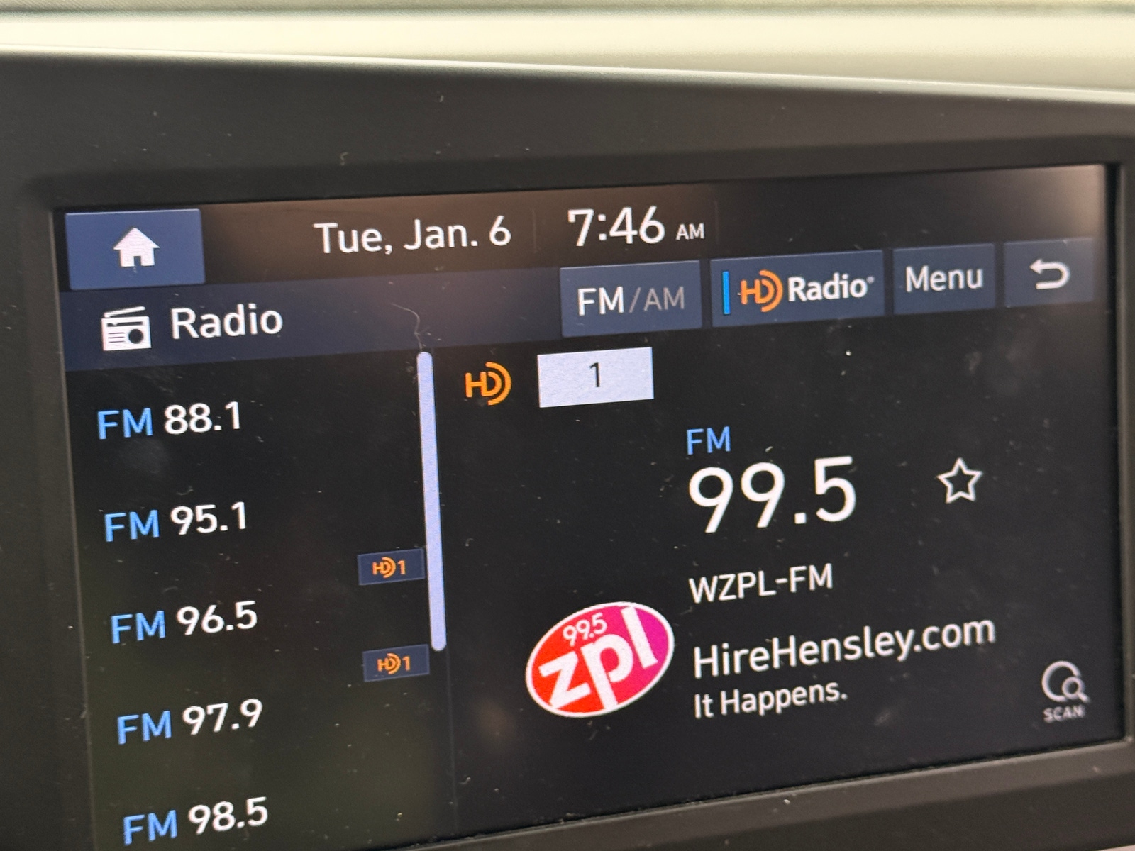 Thumbnail: 2022 Hyundai Elantra - 4