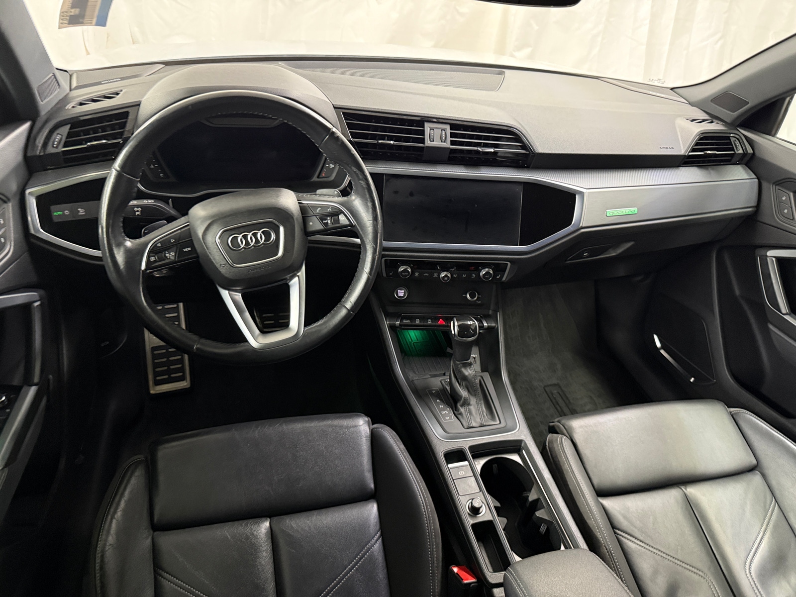 Thumbnail: 2020 Audi Q3 - 2