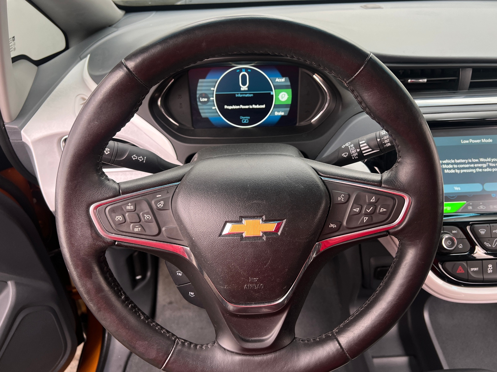 Thumbnail: 2017 Chevrolet Bolt EV - 5