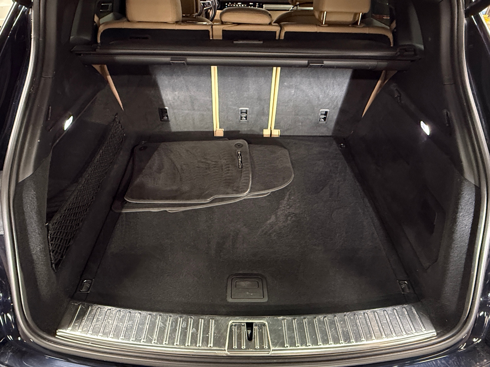 Thumbnail: 2023 Porsche Cayenne - 6