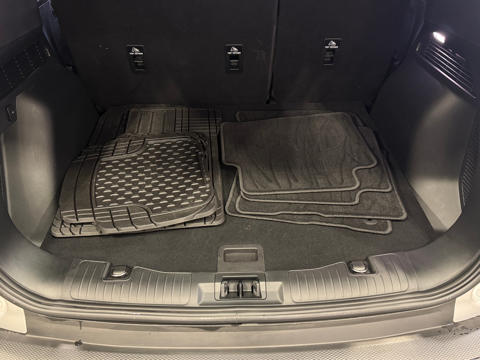 Thumbnail: 2020 Ford Escape - 6