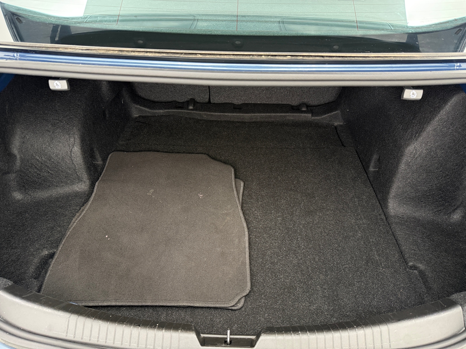 Thumbnail: 2024 Chevrolet Malibu - 6