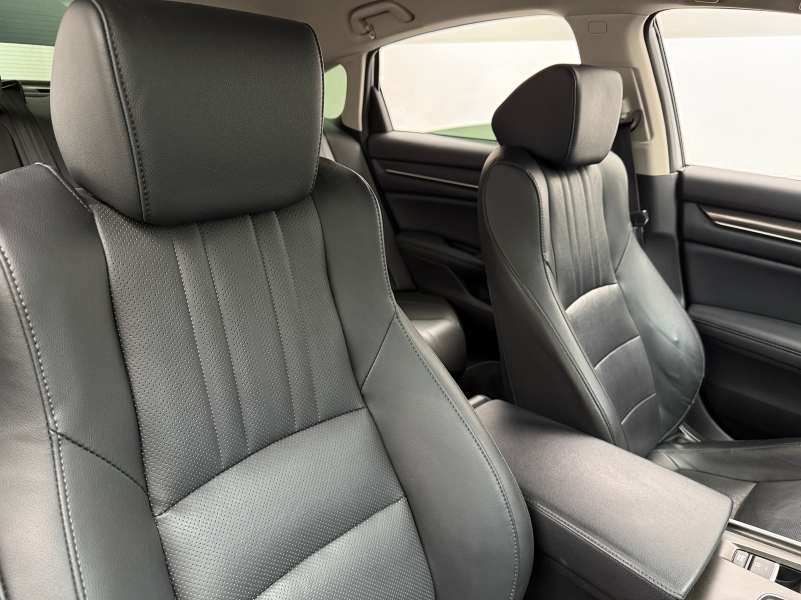 Thumbnail: 2022 Honda Accord - 2