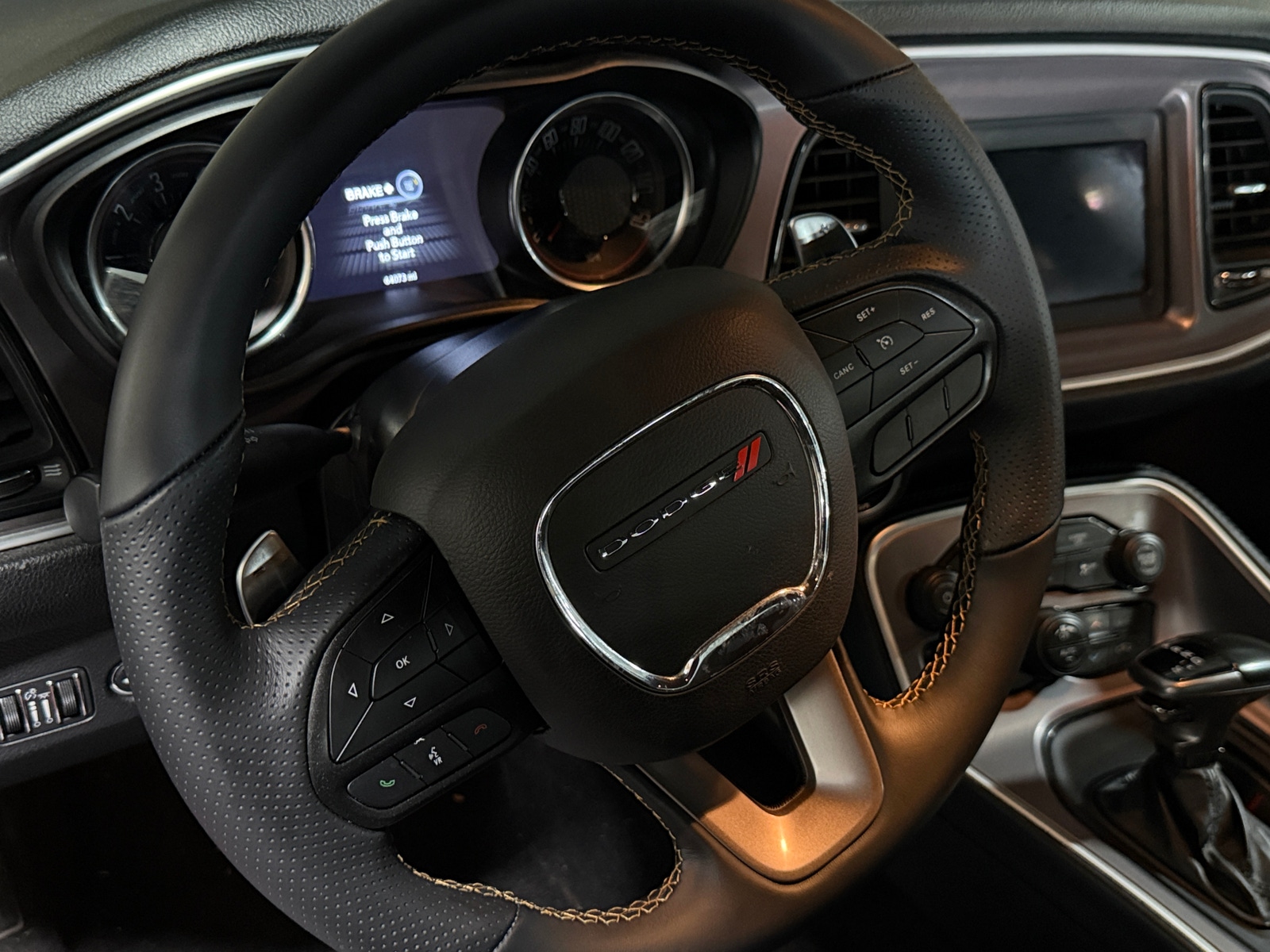 Thumbnail: 2022 Dodge Challenger - 4