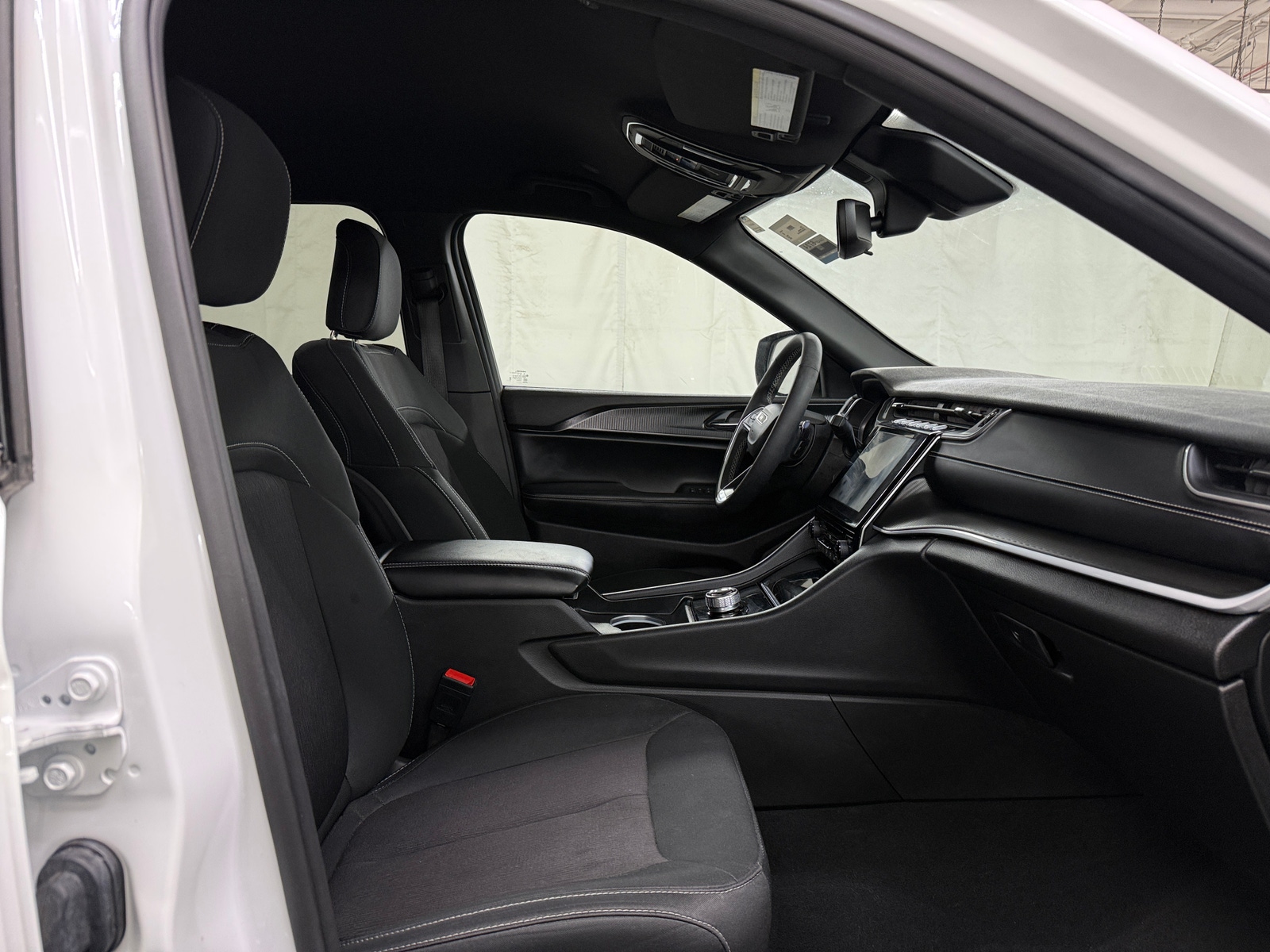 Thumbnail: 2024 Jeep Grand Cherokee - 2