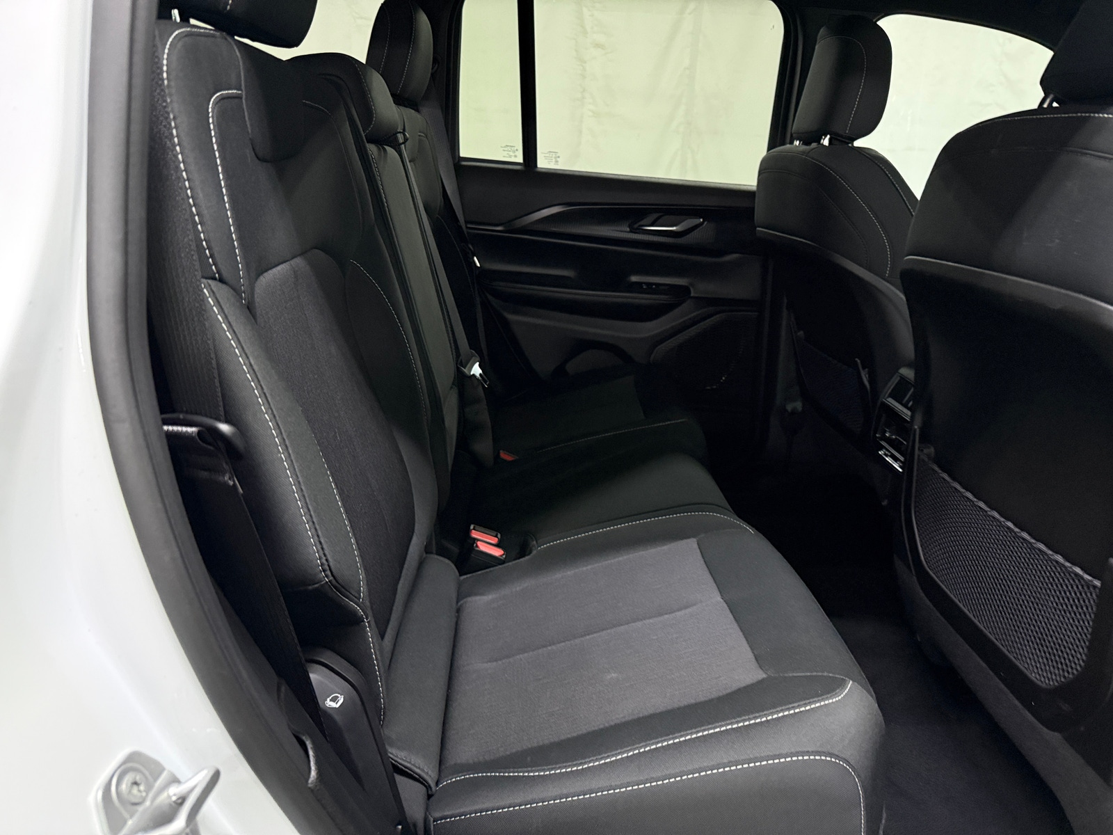 Thumbnail: 2024 Jeep Grand Cherokee - 6