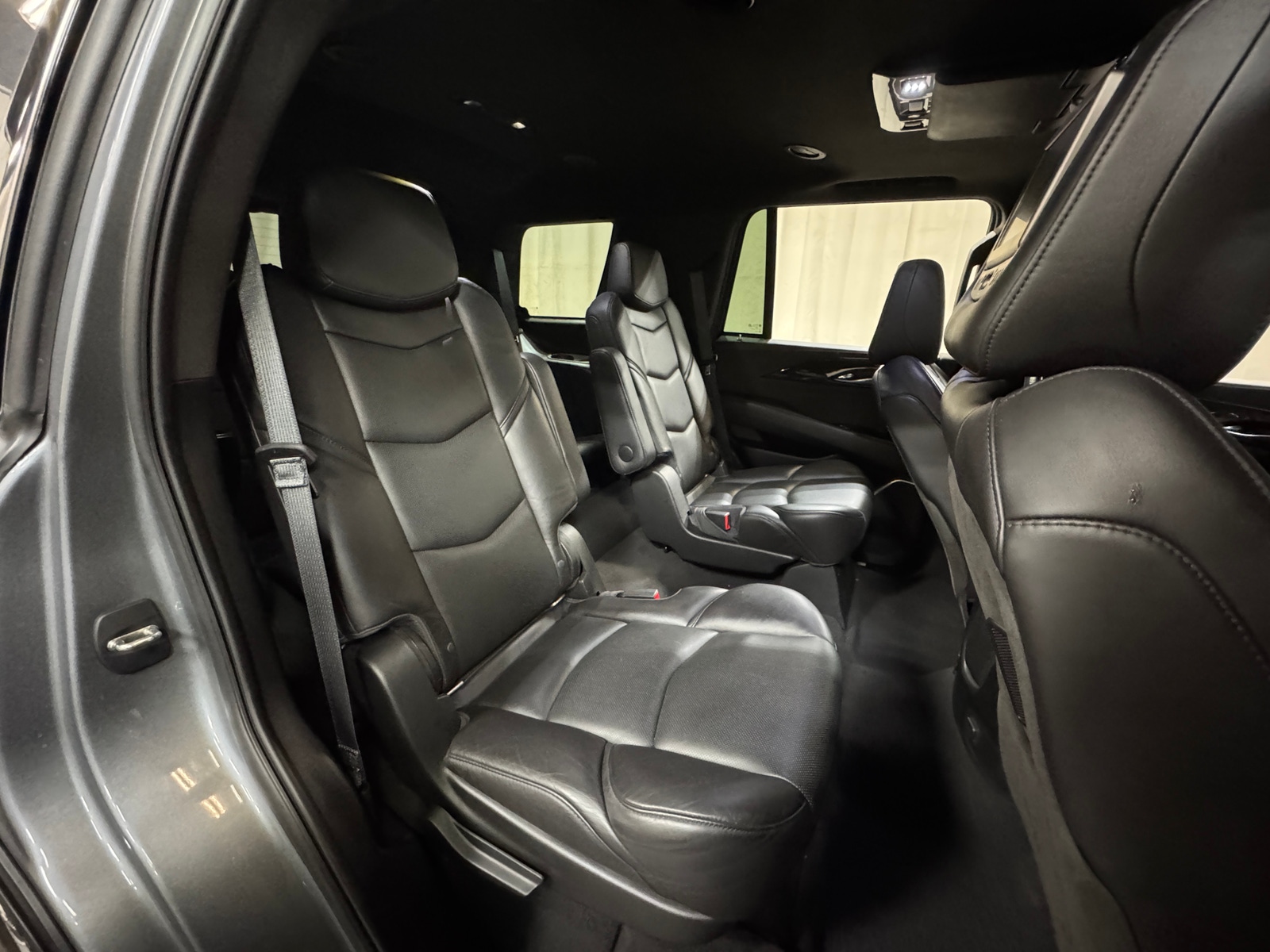 Thumbnail: 2018 Cadillac Escalade - 5