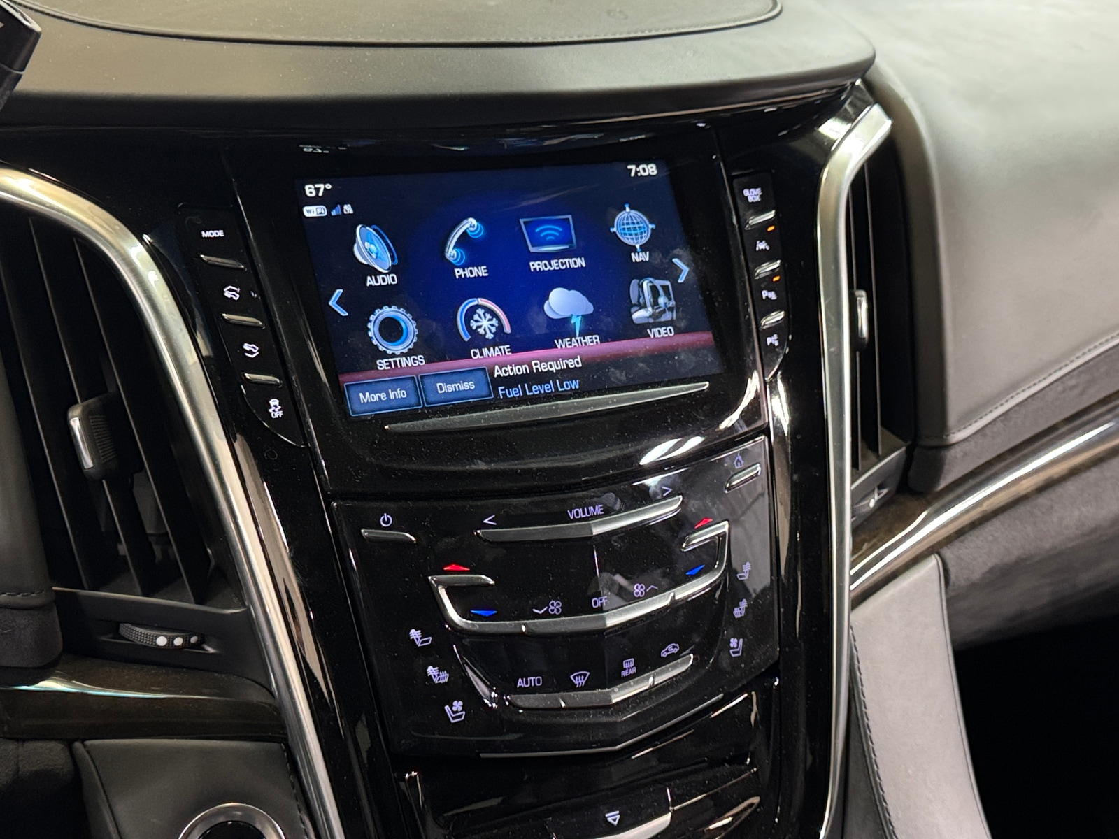 Thumbnail: 2018 Cadillac Escalade - 3