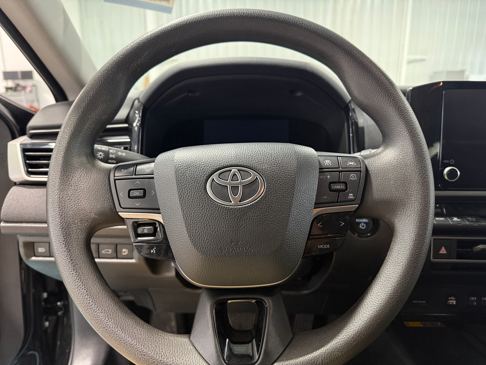 Thumbnail: 2025 Toyota Camry - 5