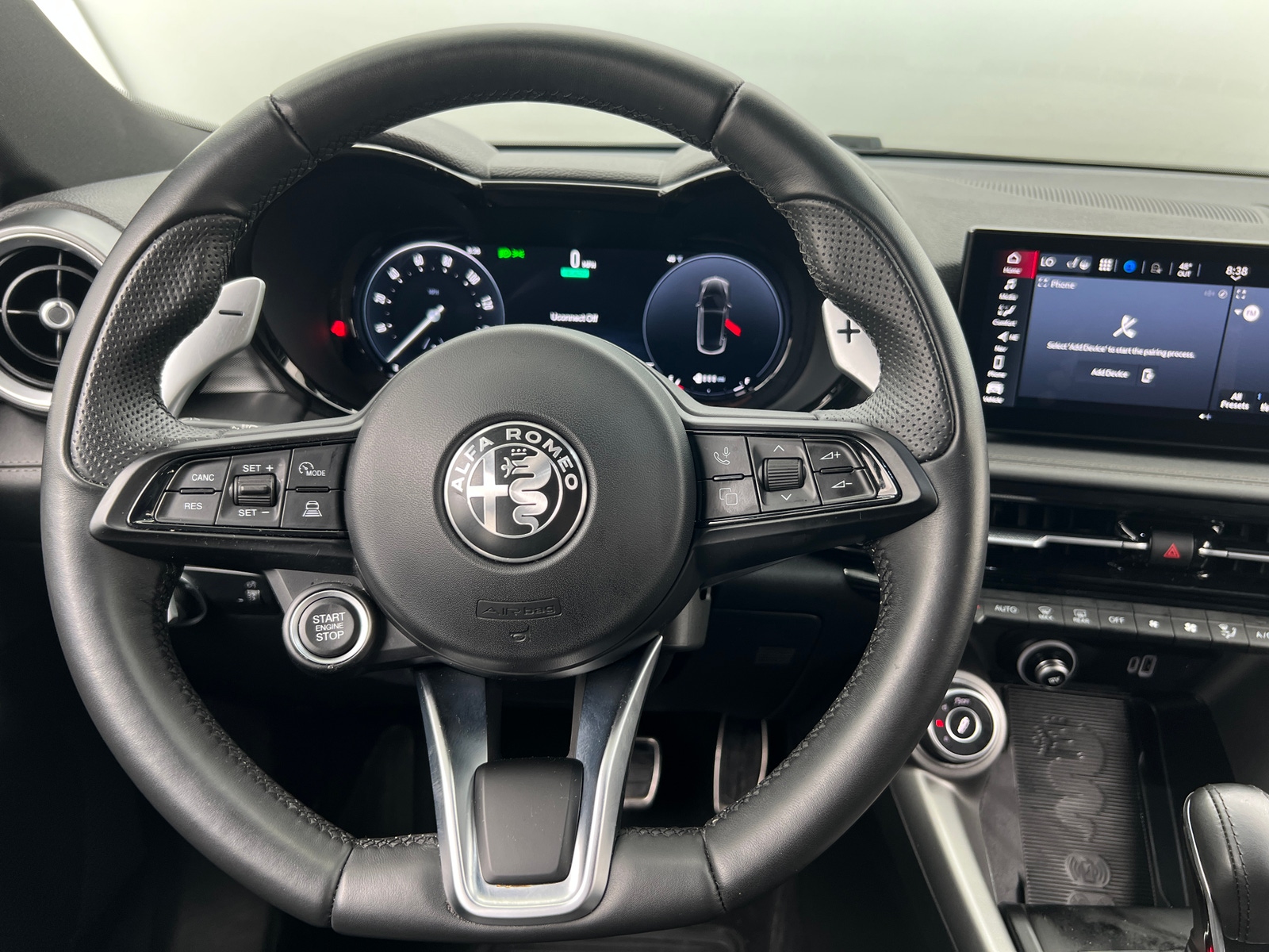 Thumbnail: 2024 Alfa Romeo Tonale - 4