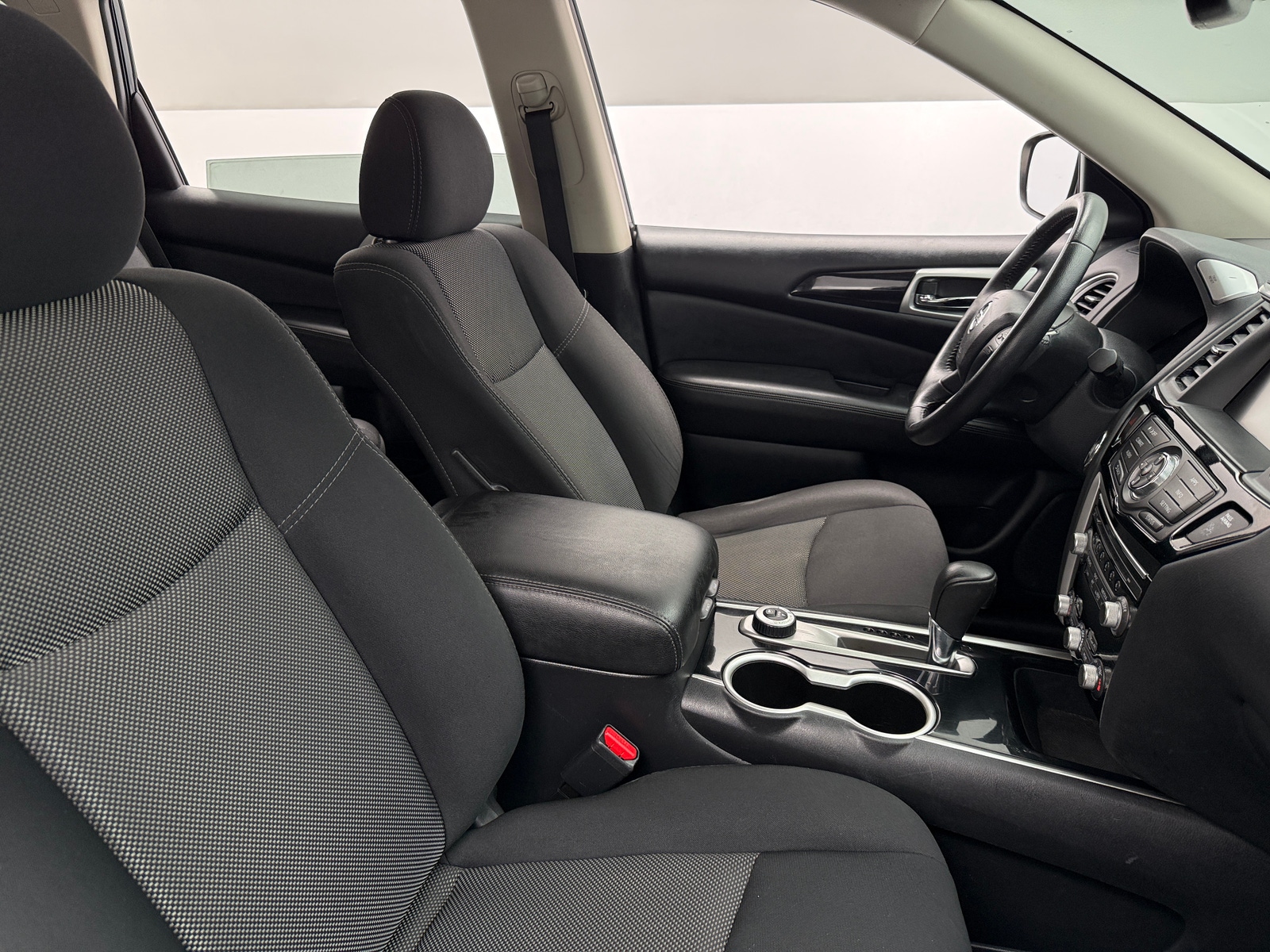 Thumbnail: 2019 Nissan Pathfinder - 2