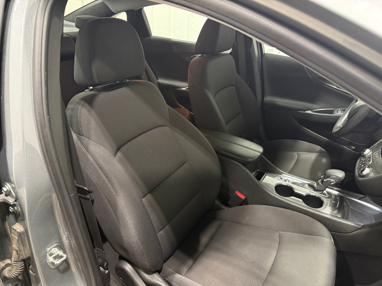 Thumbnail: 2023 Chevrolet Malibu - 2