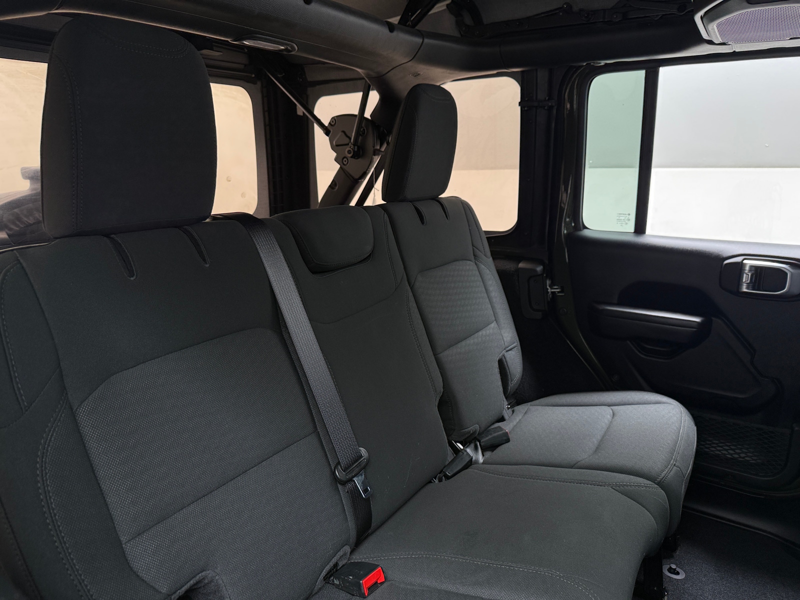 Thumbnail: 2021 Jeep Wrangler - 6