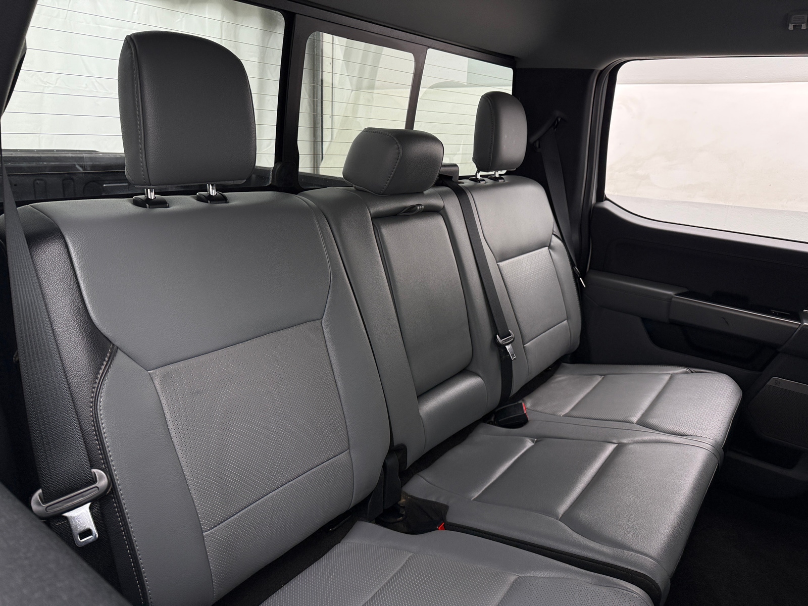 Thumbnail: 2022 Ford Econoline - 5